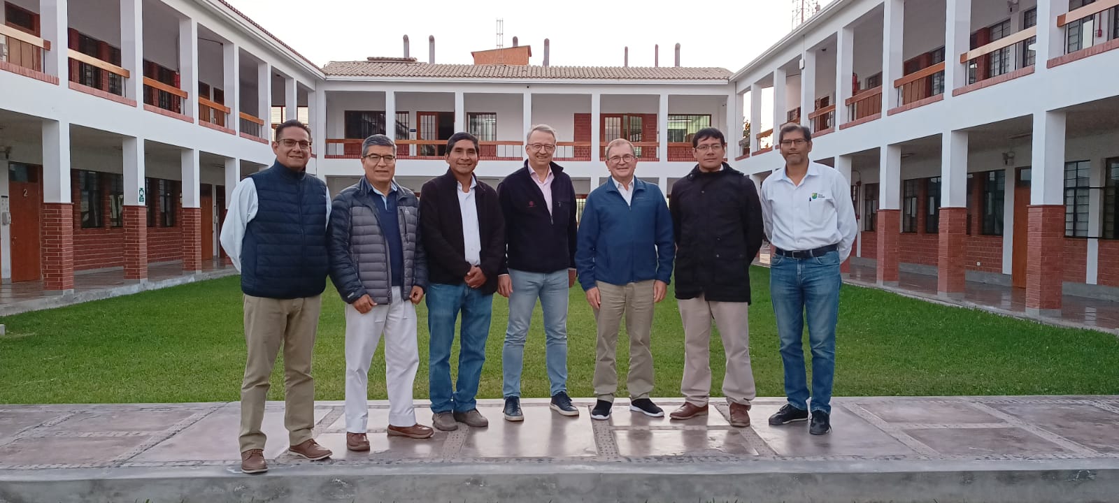El Instituto CRIIA firma un Convenio de Colaboración con el Instituto de Educación Superior «Valle Grande» (Perú)