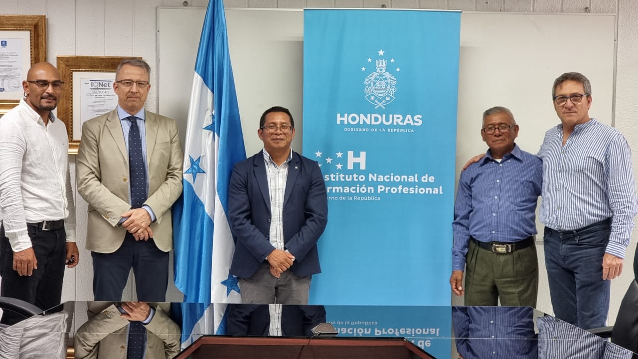 El Instituto CRIIA firma una Carta de Entendimiento con el Instituto Nacional de la Formación Profesional de Honduras.